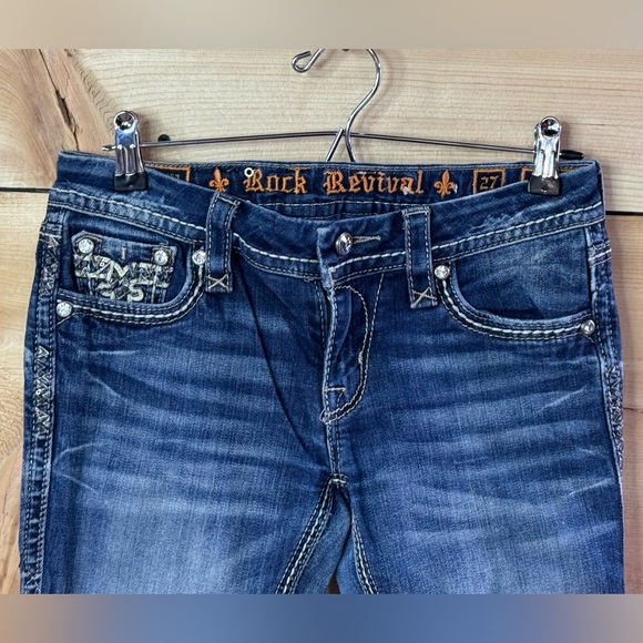 Rock Revival Judy Cuffed Skinny Jeans - Picture 4 of 5